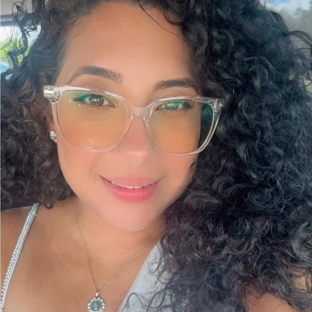 Meet your Posher, Gretshen